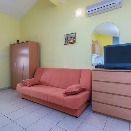 Ivana Guest house 3*